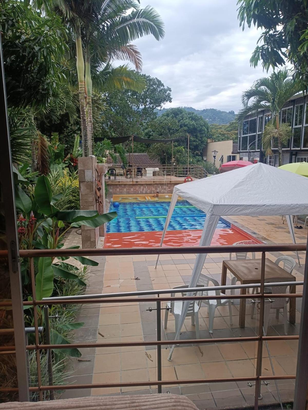 Akuarela Apartamentos Campestres Ibagué エクステリア 写真